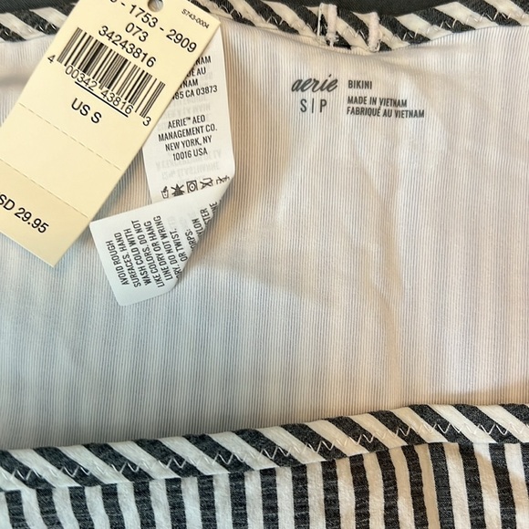 Aerie Swim Seersucker Black/White Striped Ruffle Bikini Bottom Size Small NWT - Picture 4 of 5